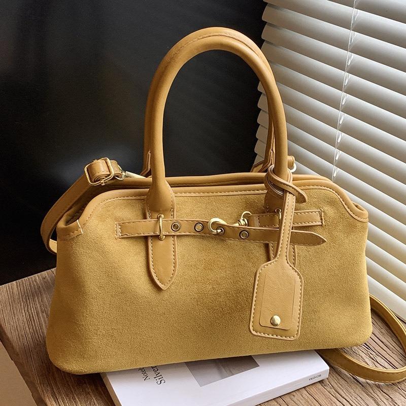 Retro niche portable commuter bag women's new fashionable high-value armpit bag simple shoulder messenger bag