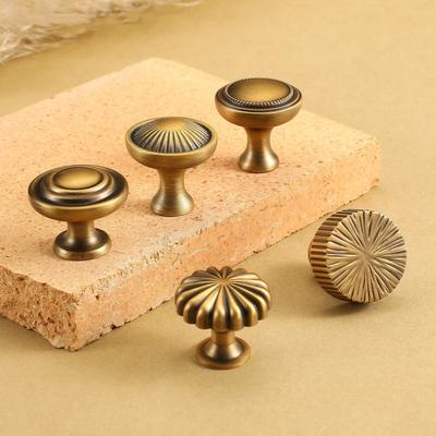 France Antique Drawer Knobs Kitchen Accessories Cabinet Pulls Bronze Cupboard Closet Wardrobe Door Pull Furniture Hardware Knobs