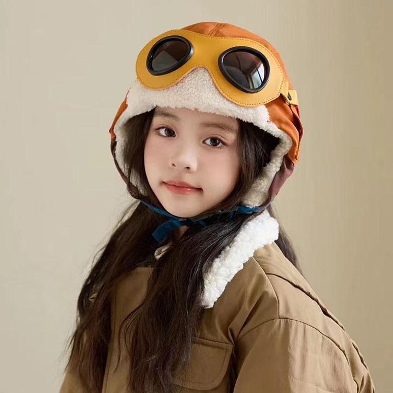 

Осень и зима пилоты для родителей и детей Мальчики и девочки Утолщенные ветрозащитные и теплые шапки-ушанки Снежные шапки One size