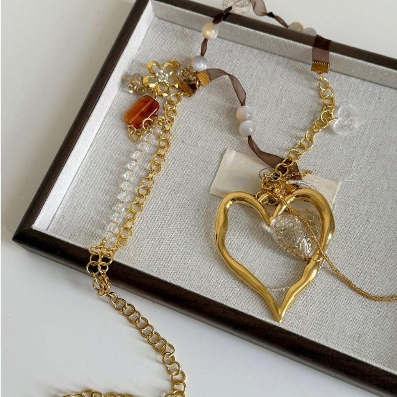 Artistic Gold Tone Heart Ethnic Necklace Long Layering Chain Winter Accessory For Sweaters And Coats Alloy Jewelry
