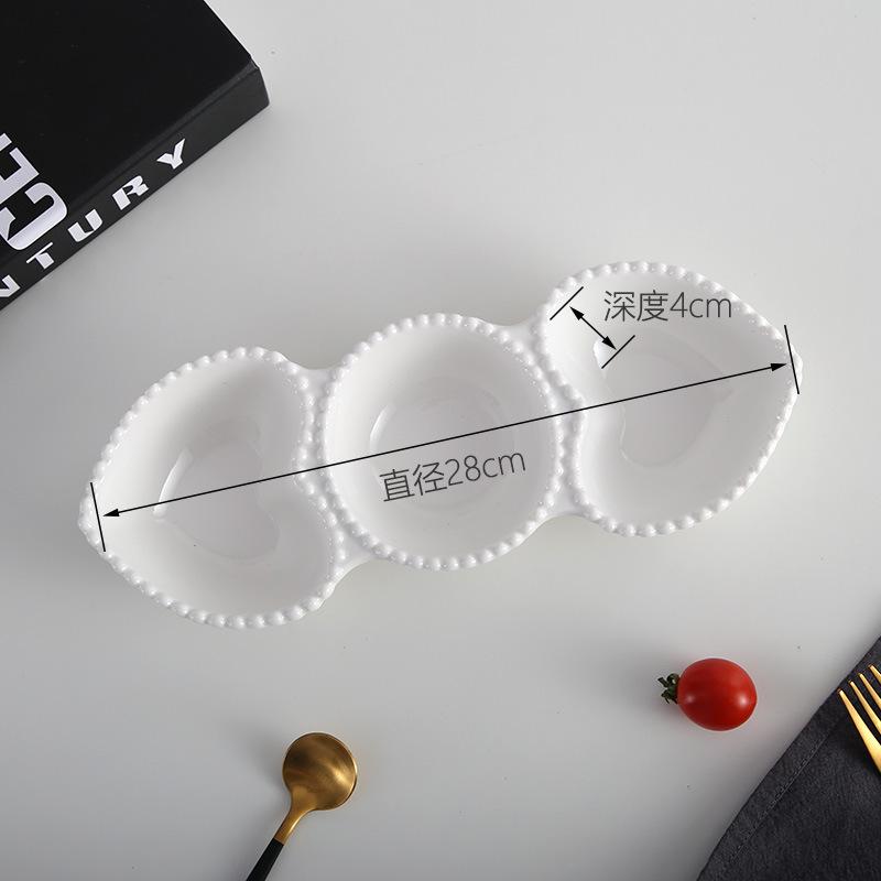 White Ceramic Heart Plate Delicate Salad Dessert Bowl Multi-Grid Snack Bowl Creative Peach Heart Cake Breakfast Plate Tableware