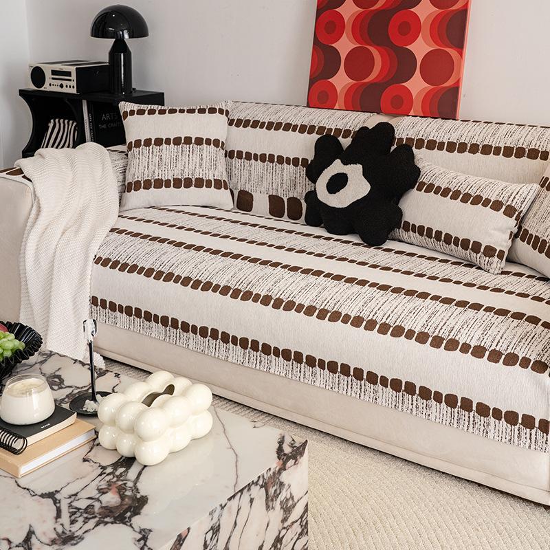 

Four Seasons Universal Sofa Cushion New Premium Chenier Long Straight Row Cushion Non-Slip Full Cover Cloth Towel 70*70cm