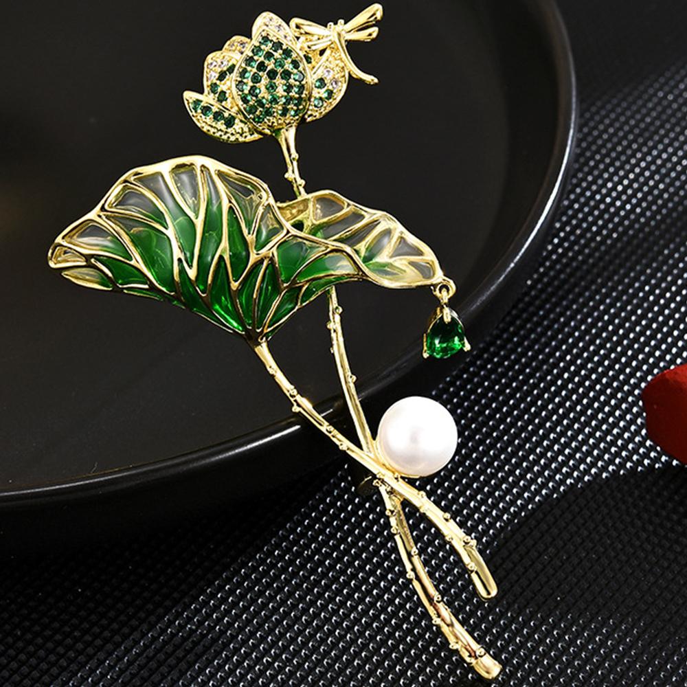 

Золотистый тон Лотос Цветок Брошь Булавка Кристалл Стразы Броши Украшения Для Вечеринки Подарок зелёный