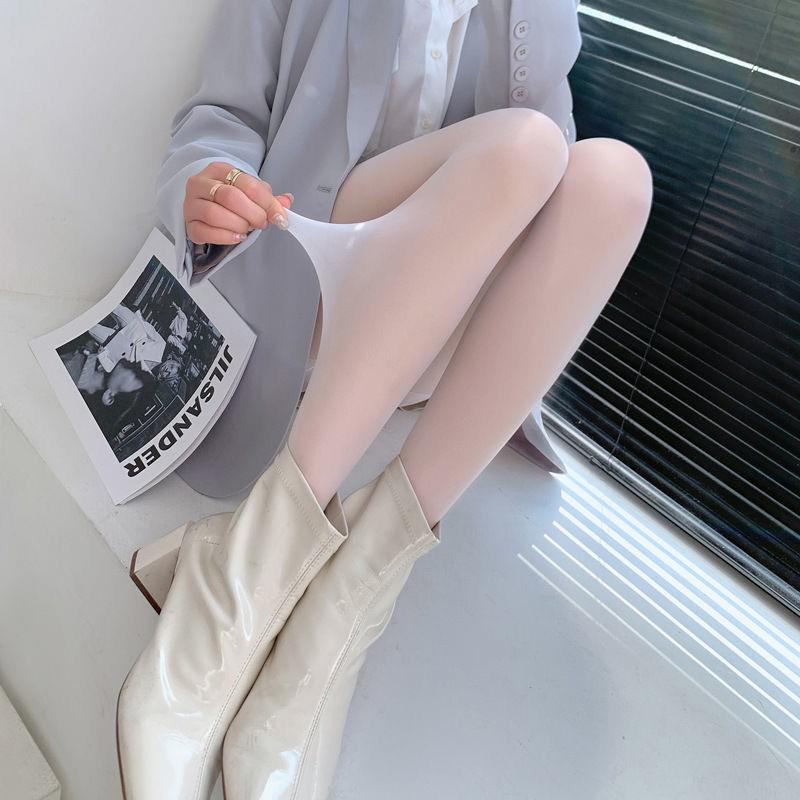 Ultra-Thin Silk Stockings: Core-Spun, Non-Crotch, Ladies' Black Pantyhose for Work