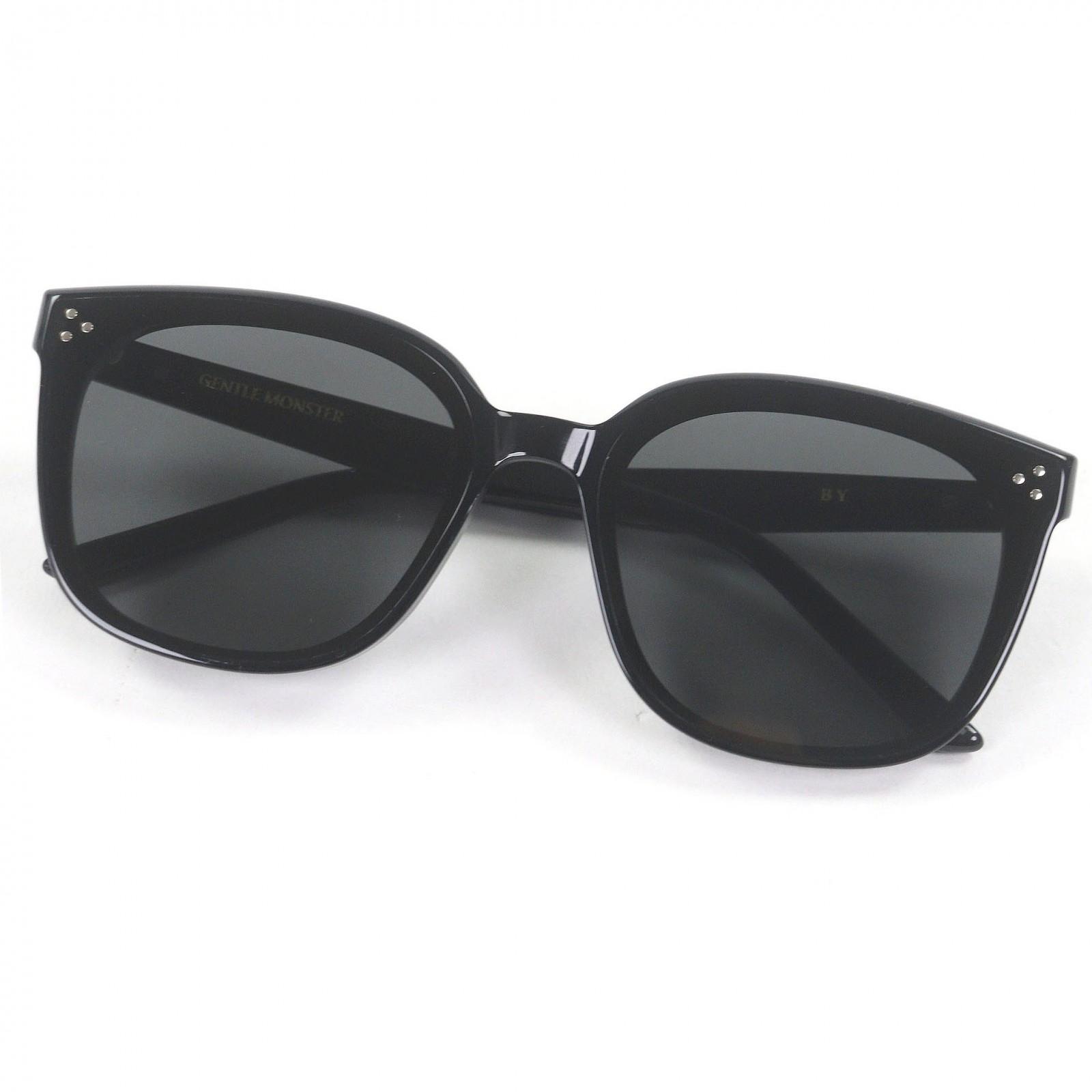 

Excellent GENTLE MONSTER sunglasses BY wellington eyewear black Used