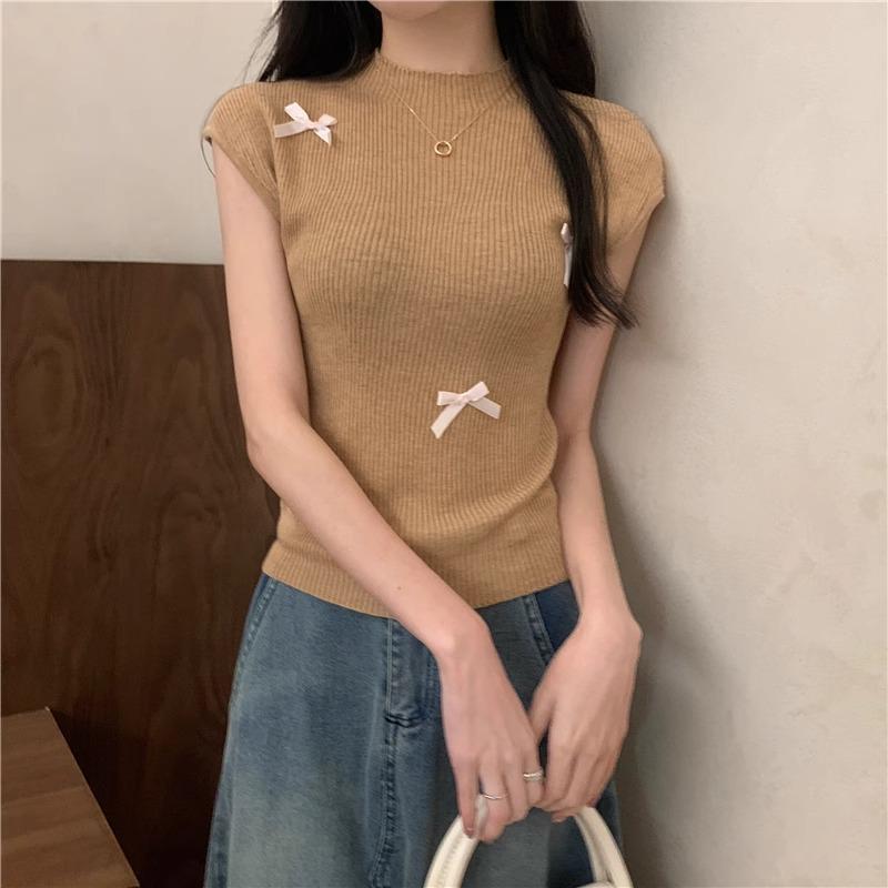 

Летняя женская футболка приталенного кроя в корейском стиле с бантом – Модная, универсальная и элегантная One size (recommended for up to 125 jin) хаки