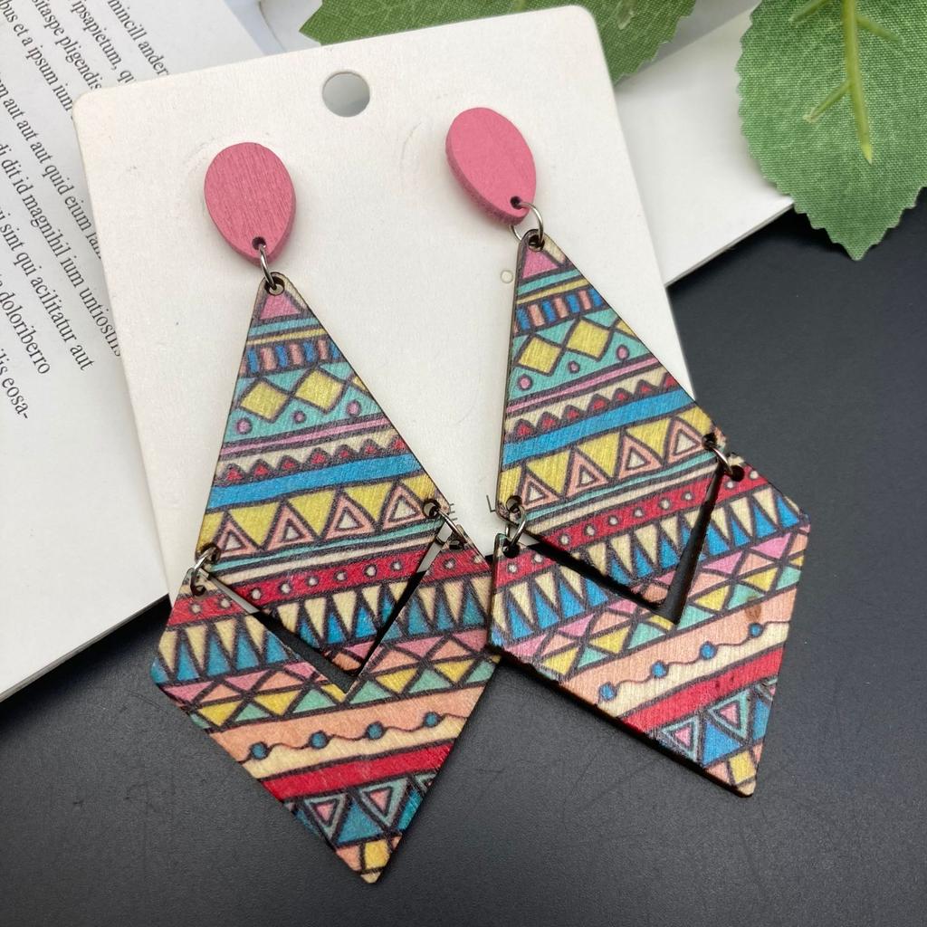 Vintage Painted Big Wooden Earrings Ethnic Exaggerated Pattern Geometric Statement Drop Earrings Vacation Party Jewelry