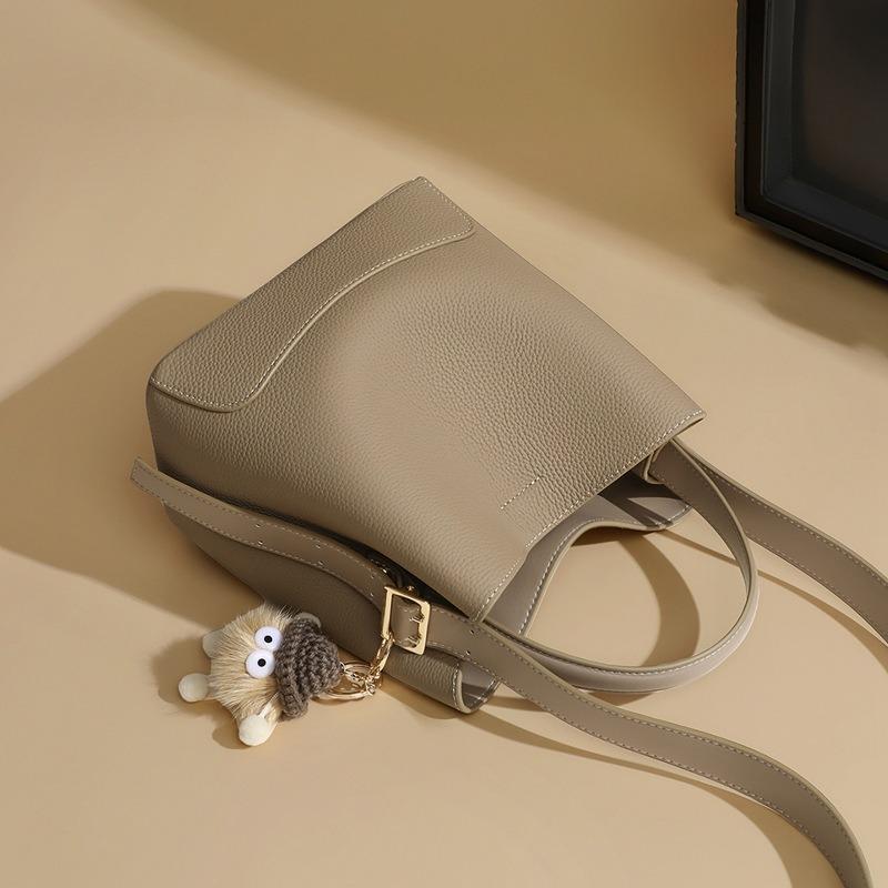 Bucket bag women's new autumn and winter women's bag large capacity versatile shoulder messenger bag handbag luggage