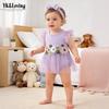 Neues Baby-Mädchen-Netzkleid Stilvoller und niedlicher Jumpsuit mit kleinen Blumen-Flatterärmeln und Haarschmuck-Set
