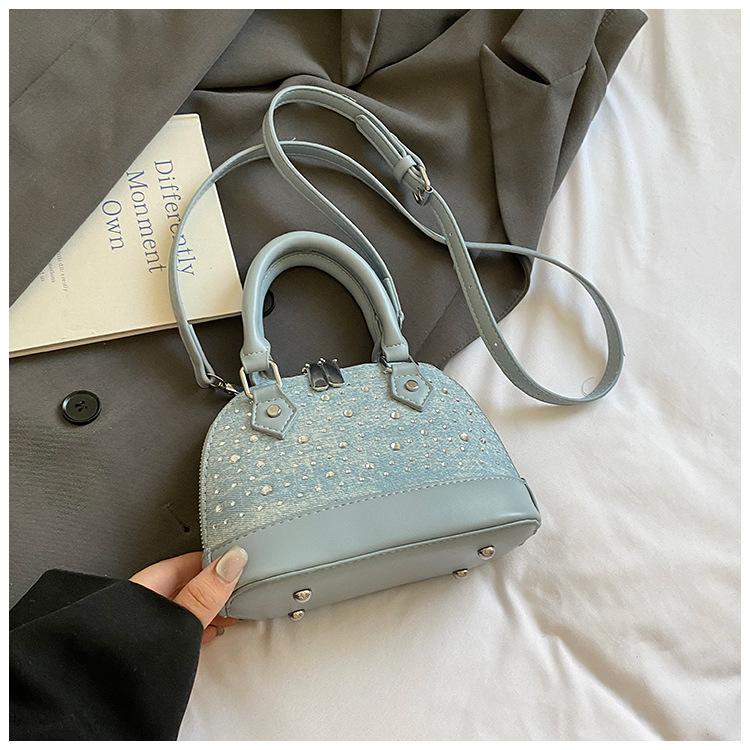 2025 New Niche Design High-end Bright Diamond Versatile Portable Shell Small Bag Fashionable Shoulder Messenger Bag Tide