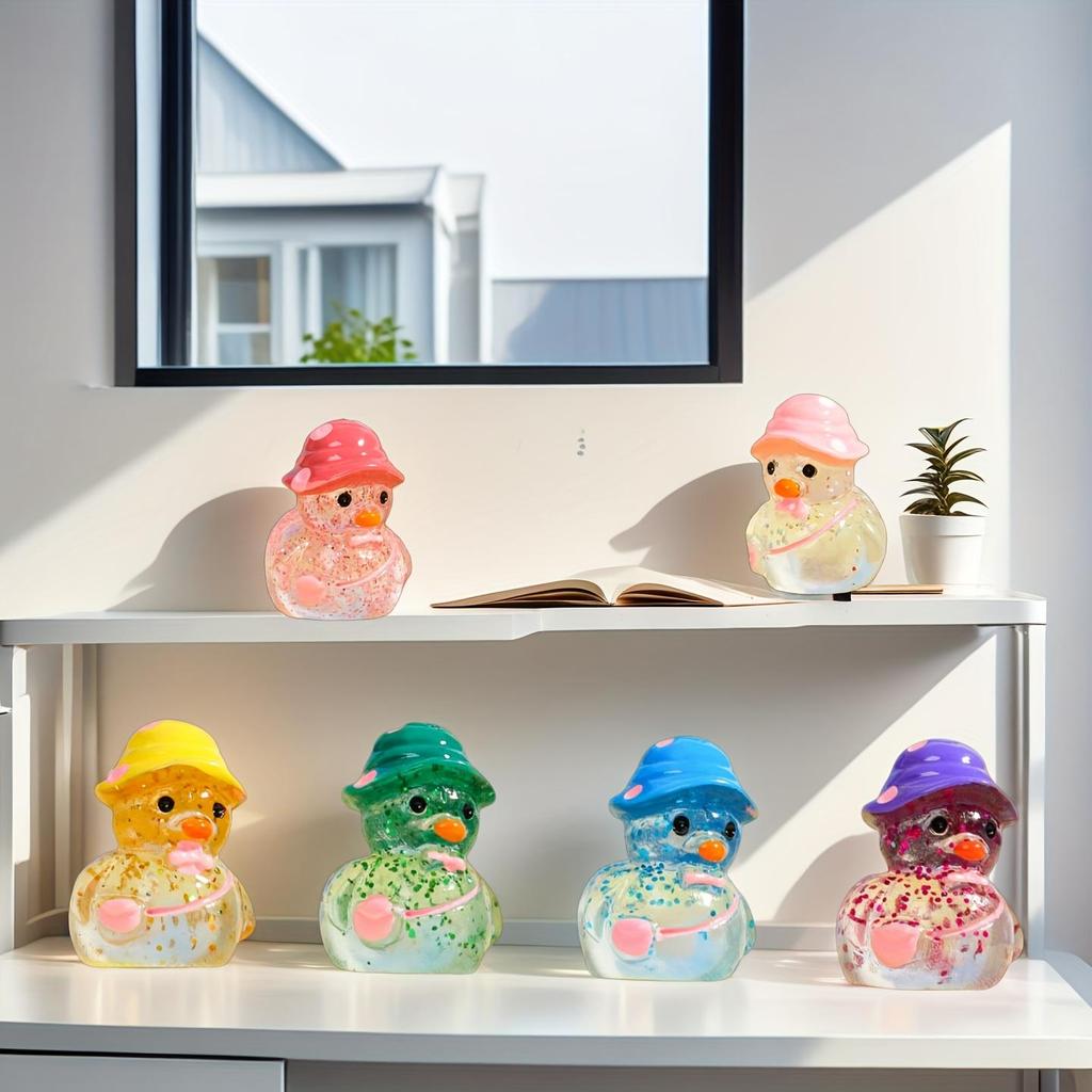 20 Glow-in-the-Dark Duck Decorative Statues - Resin Fan-shaped Edge Miniature Statues, Soft Colors, Unique Home and Holiday Deco