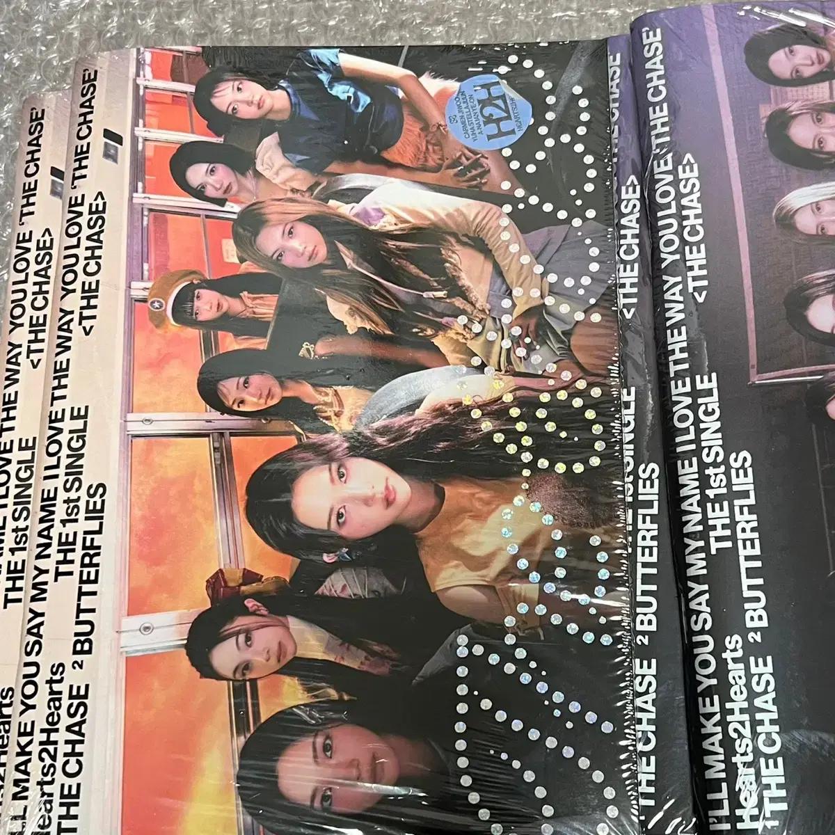 

4 Sheet Batch] Hearts To Hearts Sealed Album The Chase H2h The Chase Photobook