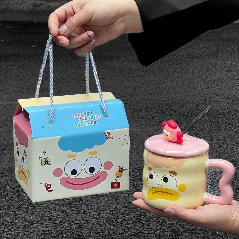 Funny Clown Mug High looking Ceramic Cup with Lid Spoon Couple Drinking Water Cup for Girls Birthday Gift Retro