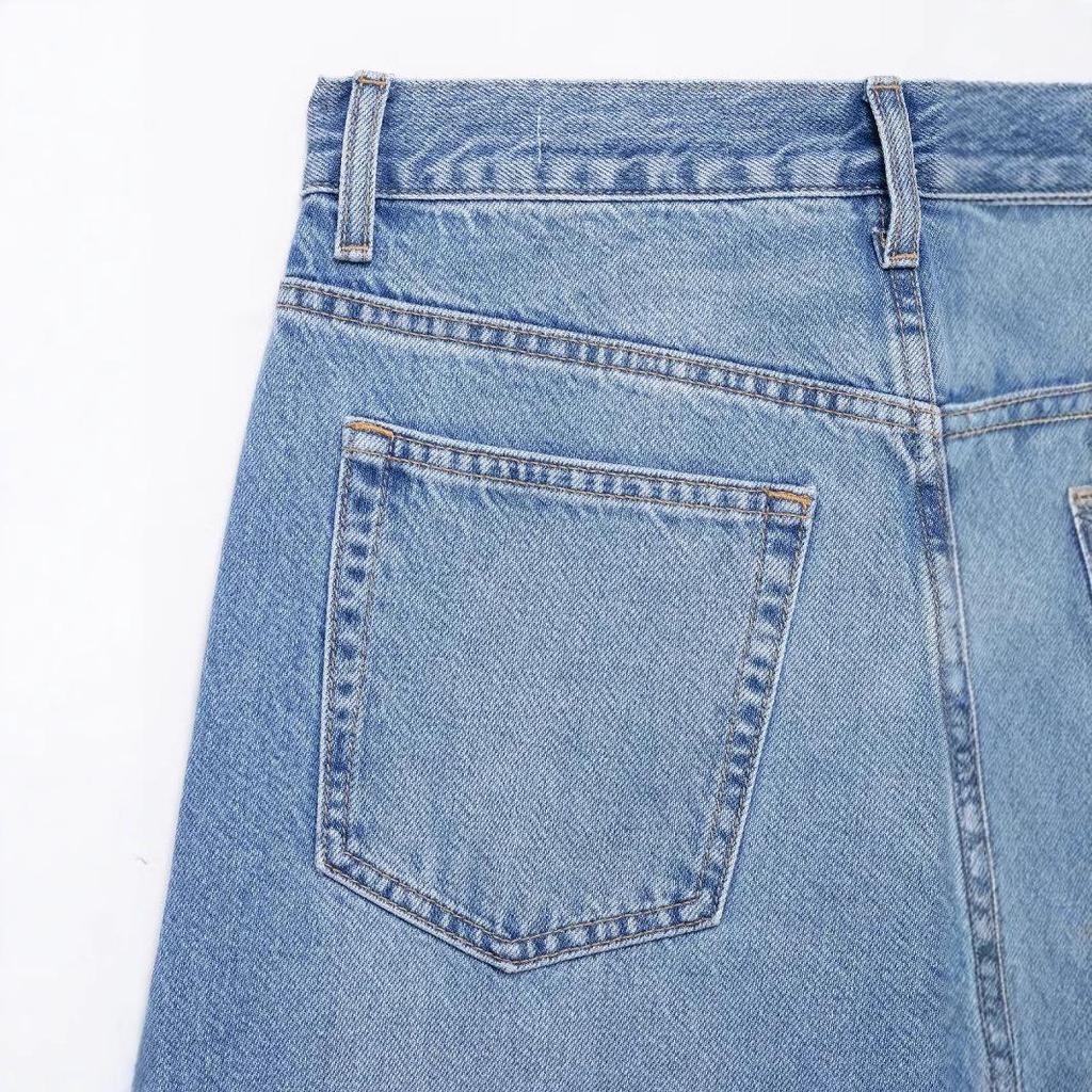 2025 Frühling Damen Hellblaue Mid-Waist Tapered Jeans mit Gebogener Seitennaht