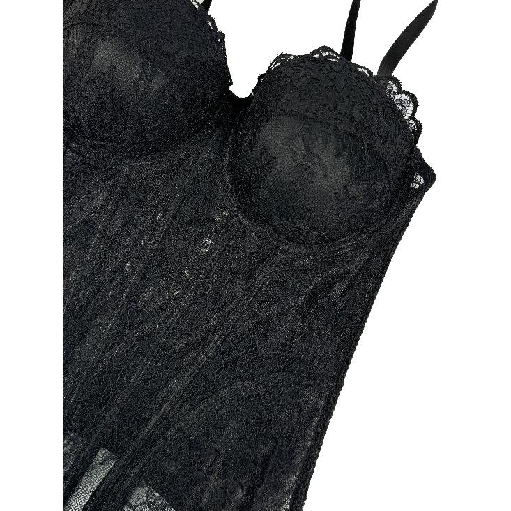 Korsetts, modische und elegante Damenbekleidung