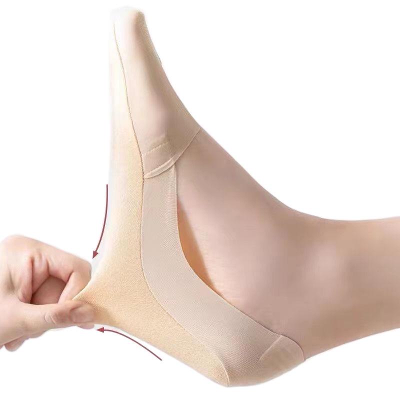 Women's Non-Slip Ice Silk Ankle Socks - Breathable, Sweat-Absorbent, Invisible Design with Deep Cut