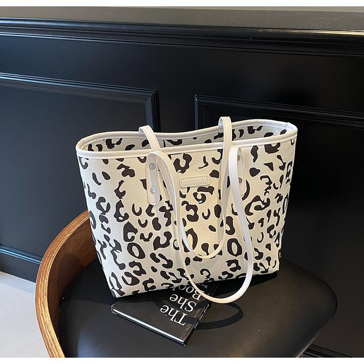 

Новая сумка-тоут с коровьим принтом, женская новая сумка-шоппер большой вместимости для поездок на работу, сумка высокого класса