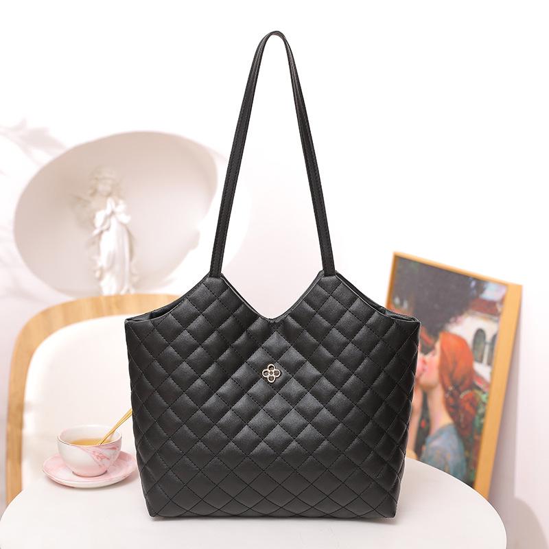 Embroidered rhombus large-capacity women's bag bag, simple casual mobile phone makeup tote bag
