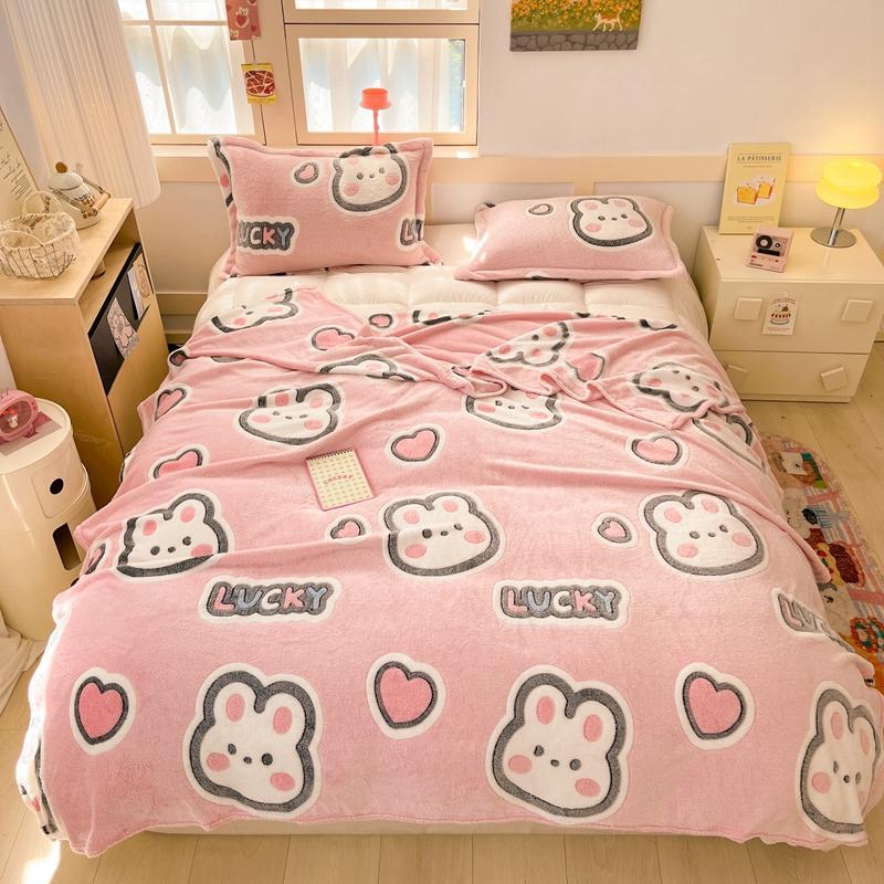 Cartoon Pink Strawberry Flannel Blanket for Kids Girls Soft Warm Lightweight Throw Blanket for Sofa Bed Traveling Camping Gifts