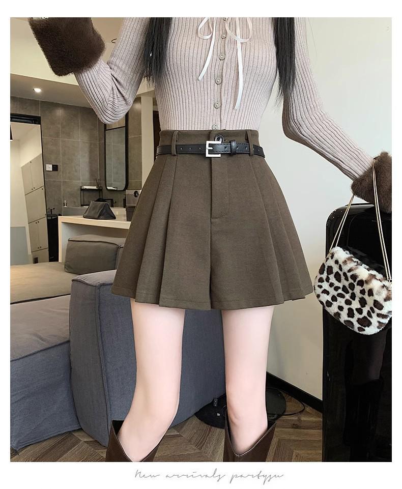 Women's Coffee Wool A-line Pleated High Waist Skirt Shorts for Autumn/Winter 2025