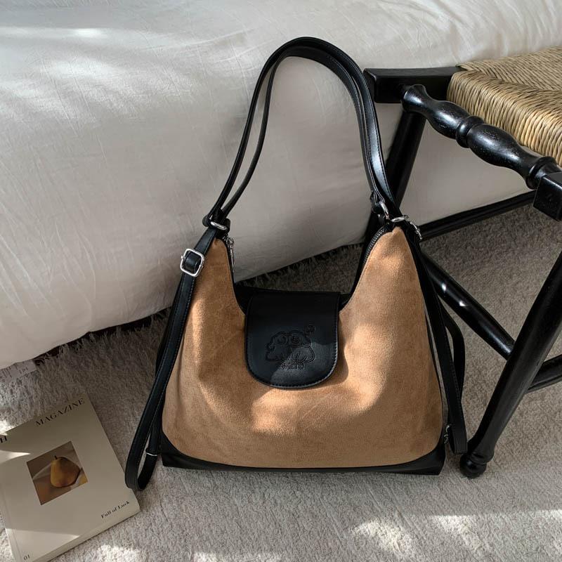 

Осенне-зимний ретро замшевый женский рюкзак 2025 новый большой вместимости для поездок на работу студенческий школьный рюкзак для занятий