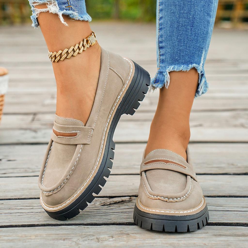 2025 new spring and autumn loafers large size casual polished British style women's shoes thick heel thick sole foreign trade retro single shoes