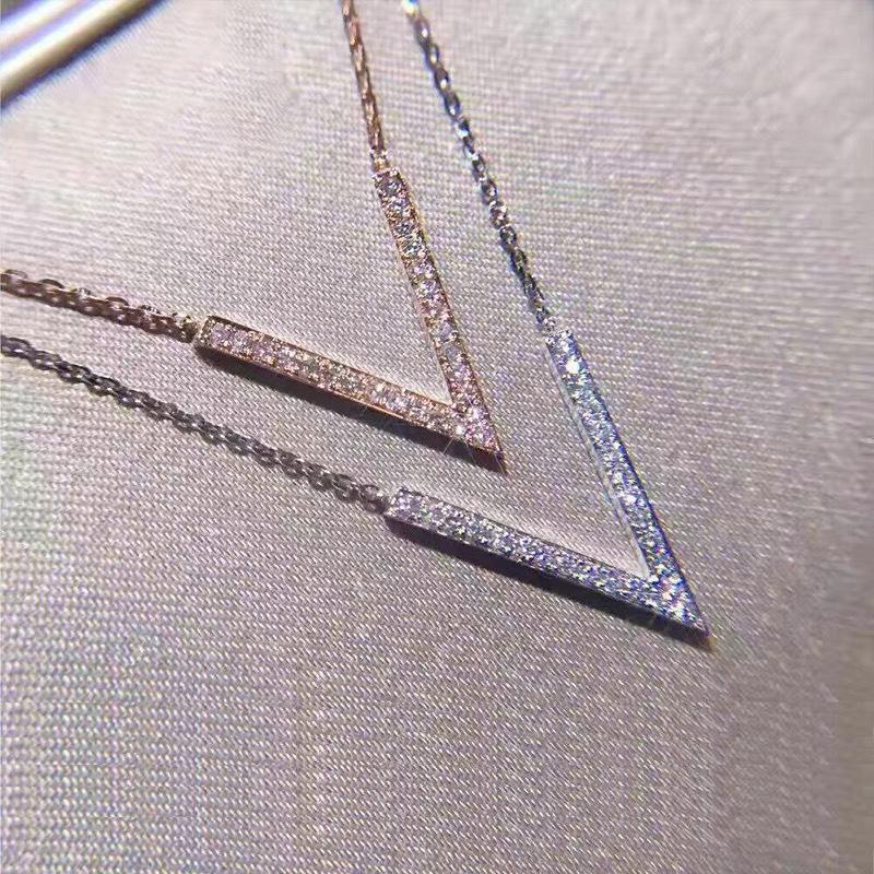 Elegant 18K Gold Plated Deep V Full Diamond Necklace for Women - Versatile Fashion Pendant Clavicle Chain