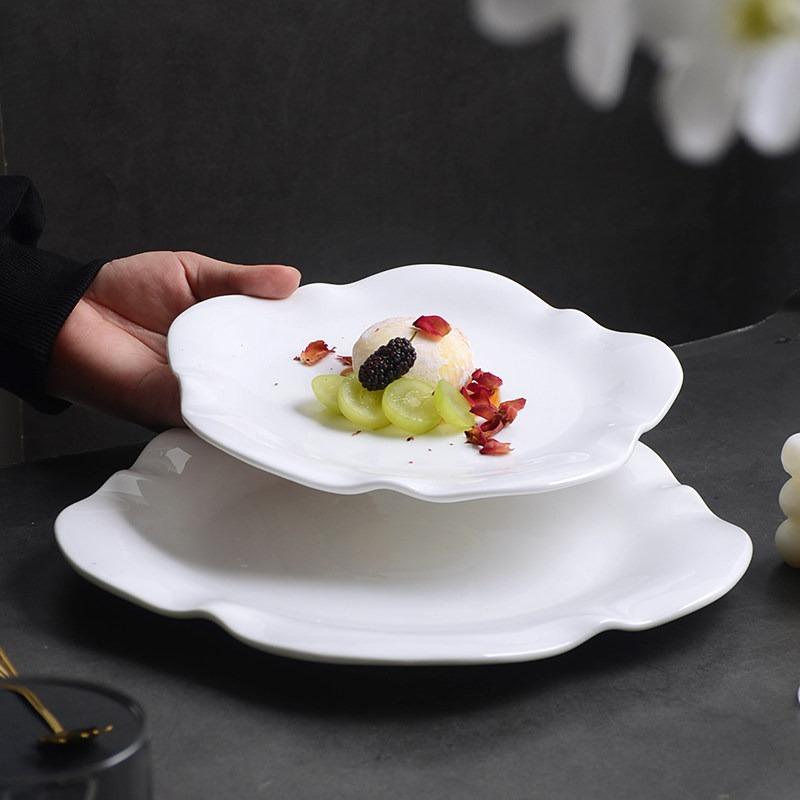 Creative White Ceramic Flower Plates Hotel Restaurant Tableware Modern Irregular White Porcelain Dinner Plates Kitchen Utensils