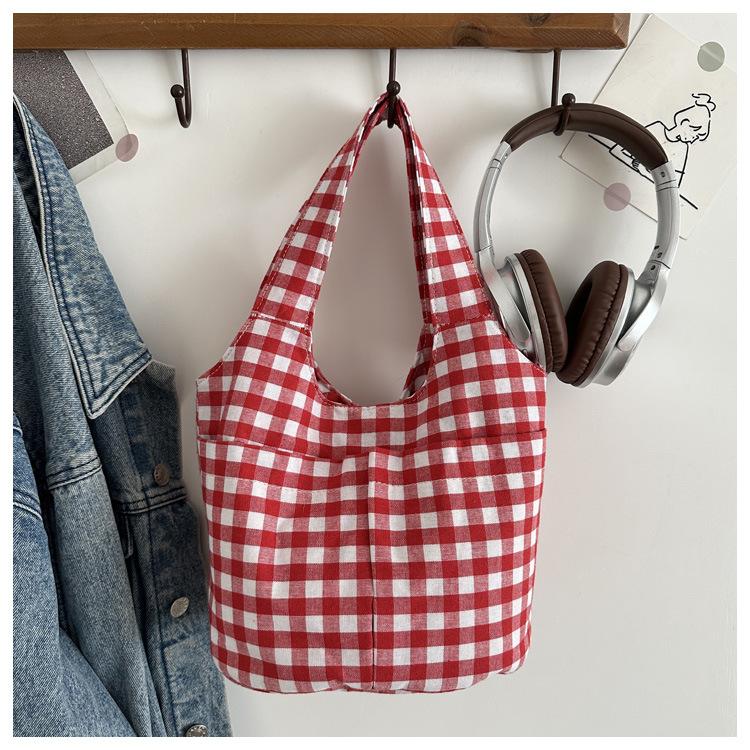 

Korean Style Vintage Plaid Shoulder Bag Lightweight Large Capacity Casual Crossbody Bag for Women Versatile Texture Bucket Bag