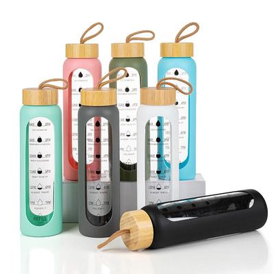 Borraccia Sportiva Resistente alle Alte Temperature con Cordino e Design in Vetro Borosilicato ad Alta Capacità Graduato