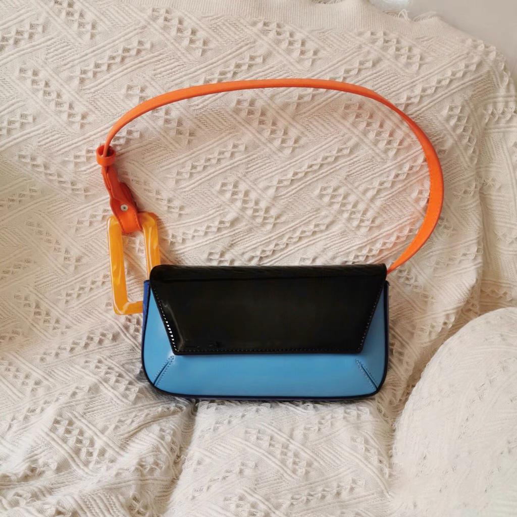 Single Shoulder Bag for Women with Contrasting Color Geometric Seam Customized Square Buckle Large Capacity Small Square Bag