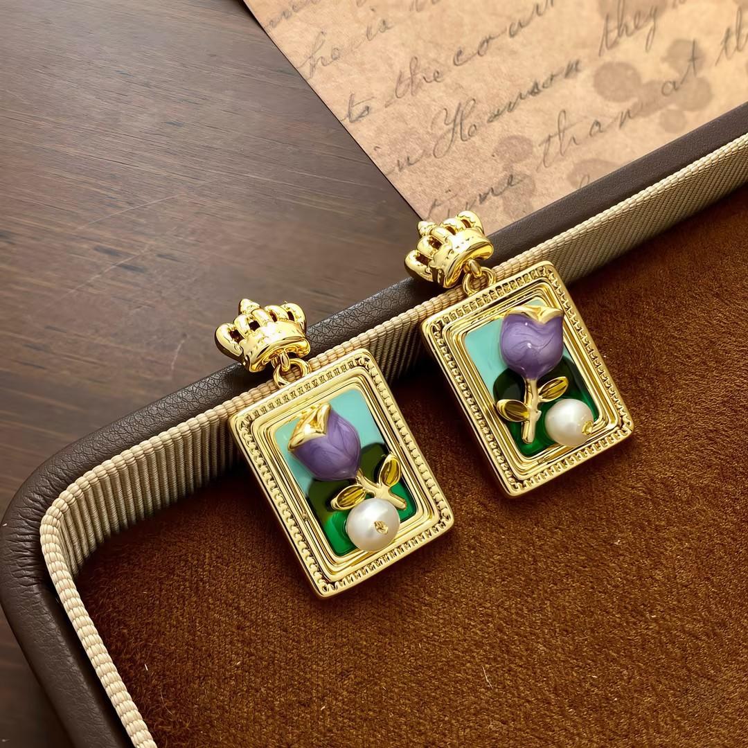 

Модные серьги-подвески для женщин