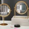 Makyaj ve Soyunma Masası Üstü Aynaları Ev Dekorasyonu İçin İskandinav Altın Yuvarlak Makyaj Aynası 360° Dönebilen Ayarlanabilir Kozmetik Ayna