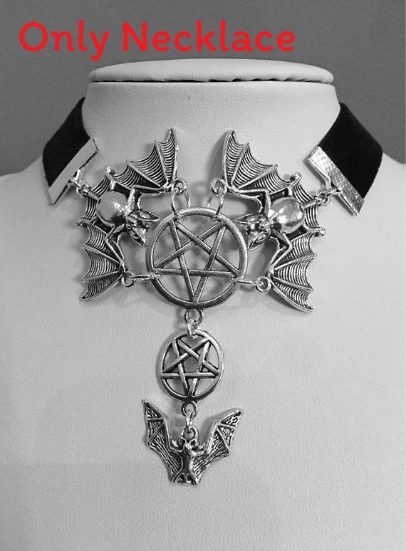 Bat And Star Pendant Necklace Alloy Short Chain For Couples Autumn 2024 Fashion Jewelry