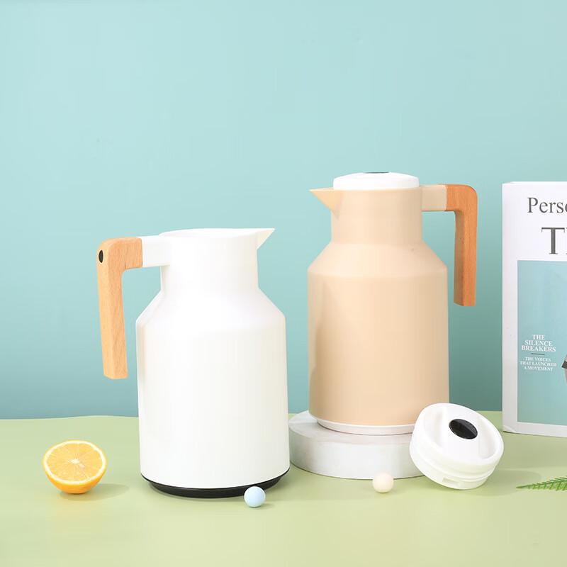 Nordic Style Smart Insulated Pot with Wood Handle