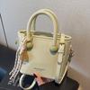 Spring and Summer Fashion New Creamy Simple Portable Bucket Bag Korean Version Casual Commuting Versatile High-end Messenger Bag