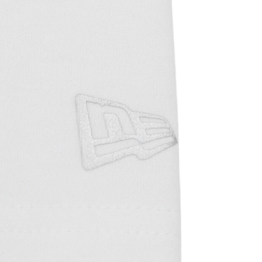 Tricou de Performanță cu Mânecă Scurtă și Gât Mediu New Era Golf 14353362 NER35G9632 Alb M Îmbrăcăminte Exclusivă ONSPOTZ New Era Mărimi Populare Tendințe Vârste Potrivite