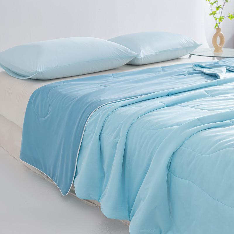 Summer Essential: Cooling Sensation Air - Conditioned Quilt,Ideal for Hot Nights, Bedroom & Outdoor Camping