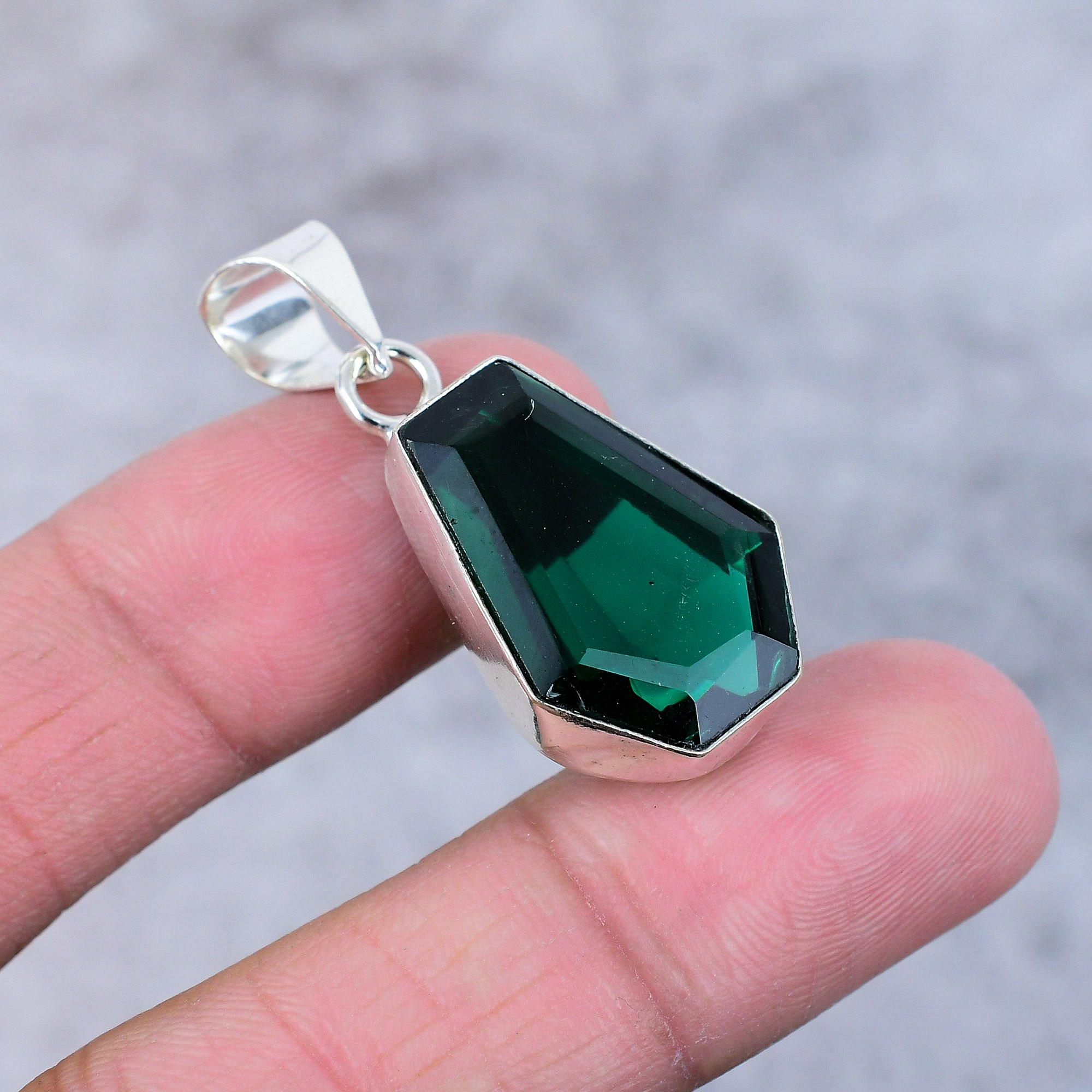 

Chrome Diopside Gemstone Handmade 925 Steling Silver Jewelry Pendant 1.58 M-378
