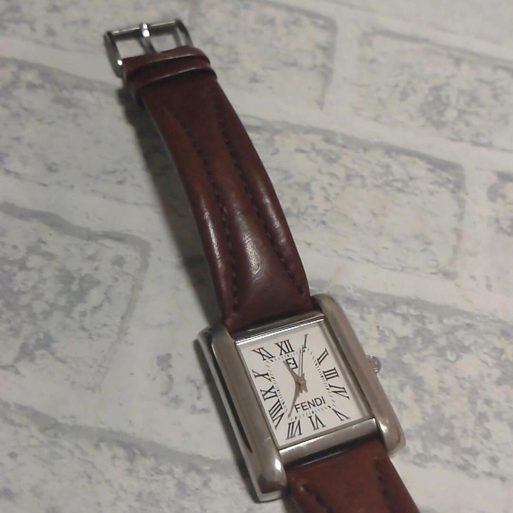 Used Operation FENDI Fendi 1925 Ladies Watch Square TANK Tank Roman Index Leather Belt Vintage