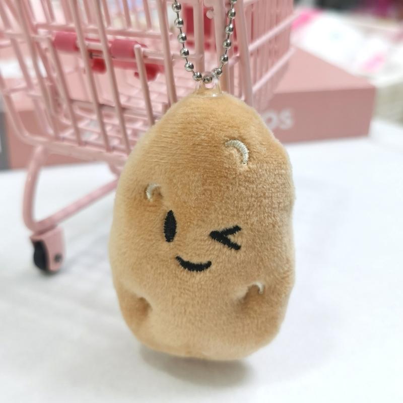 Cute Stuffed Potato Badge Pin Cartoon Potatoes Brooch Pendant Bag Charm Plush Key Chain Decorations Badge Accessory