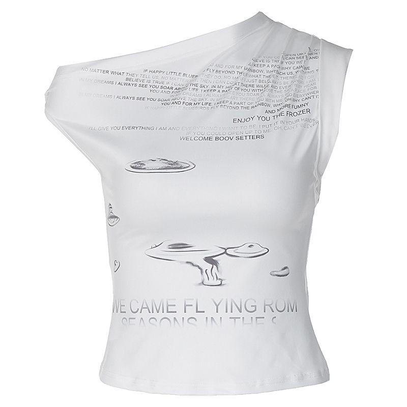 

Топ с открытыми плечами в нишевом стиле с принтом букв, асимметричным диагональным воротником White S