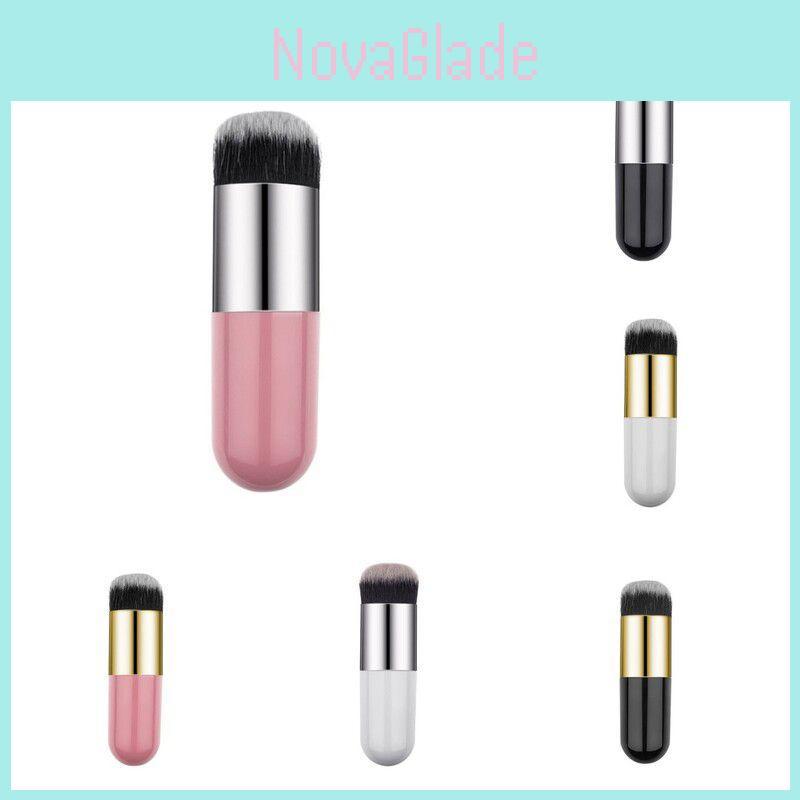 Chubby Pier Foundation Brush With Soft Nylon Bristles For Smooth Makeup Application