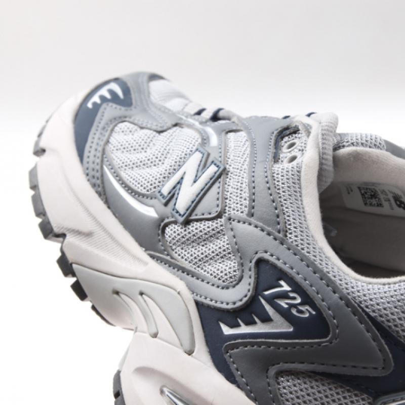 New Balance Ml725aj Sneakers