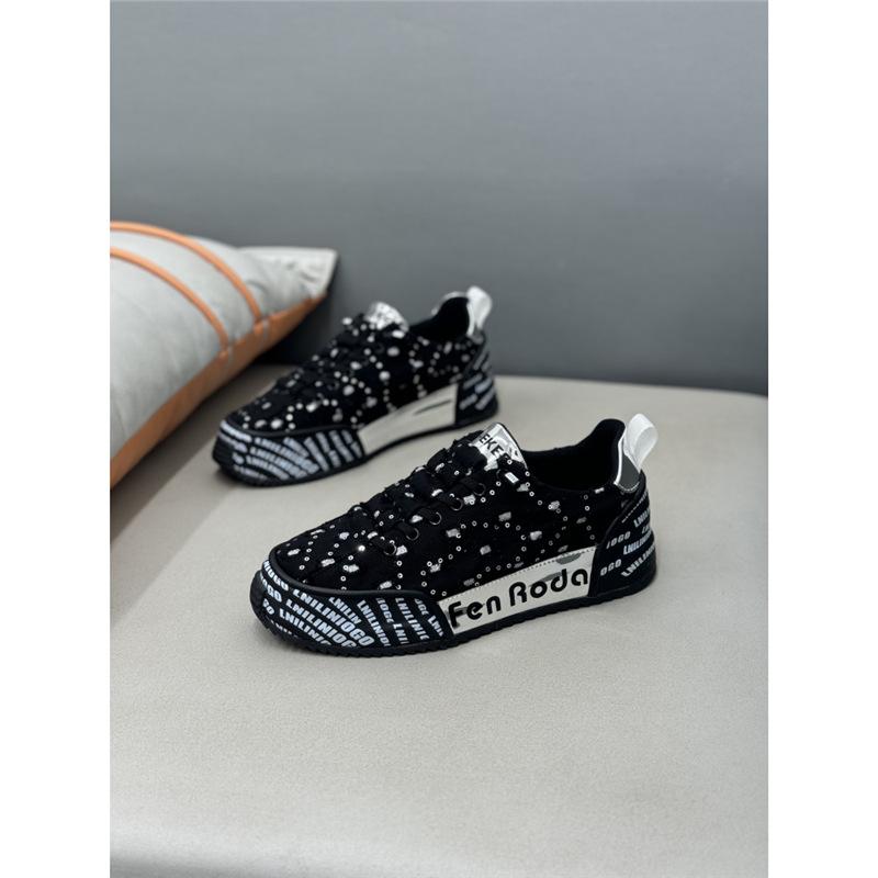 New comfortable shoes sneakers breathable and comfortable bm