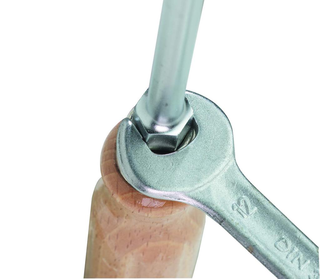 BONDHUS Screwdriver Wooden Handle Through Screwdriver Hexagonal Set 95715W [ ] Set, (with Bolster)