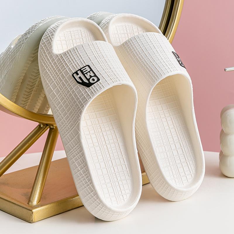 Тапочки из ЭВА для женщин на лето подходят для домашнего использования с нескользящей толстой подошвой подходят для ношения на открытом воздухе и для пар 38-39 820₽