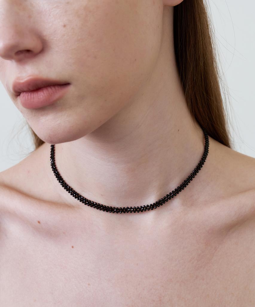 Tou At014 Black Dot Necklace