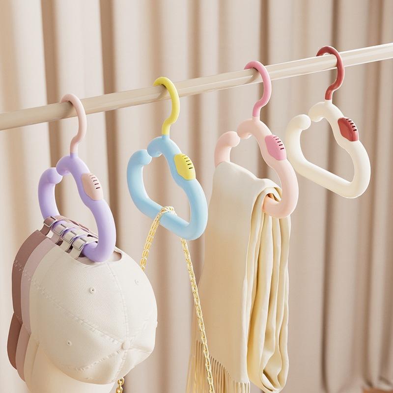 2Pcs Space Saving Dopamine Aroma Cloud Hook Plastic Hanging Hat Storage Hanger Anti Slip Colorful Bag Hanging Rack Home Use