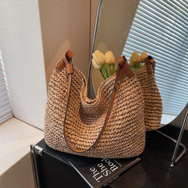 Summer Woven Straw Bag Women's New Large-capacity Shoulder Messenger Bag Seaside Beach Bag